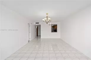 1351 NE Miami Gardens Dr, Miami, FL 33179 - Photo 14