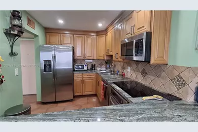 13499 Biscayne Blvd #PH1712, North Miami, FL 33181 - Photo 4