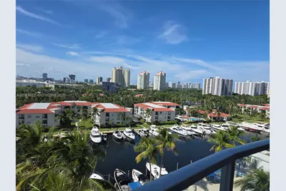 3029 NE 188th St #819, Aventura, FL 33180 - Photo 2