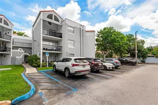 6272 NW 186th St, Miami, FL 33015 - Photo 2