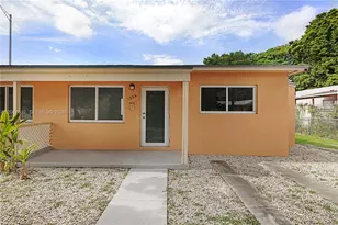 1202 NW 34th St, Miami, FL 33142 - Photo 14