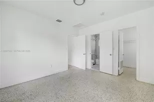 1202 NW 34th St, Miami, FL 33142 - Photo 10