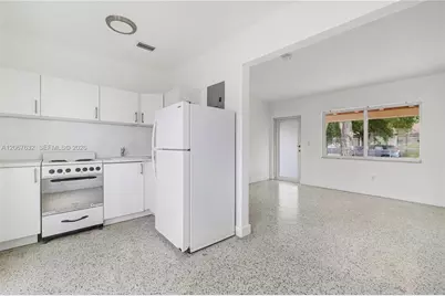 1202 NW 34th St #1200, Miami, FL 33142 - Photo 6