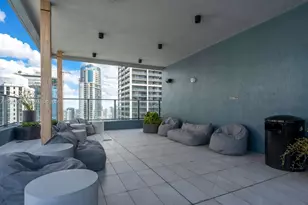 121 NE 5th St, Miami, FL 33132 - Photo 36