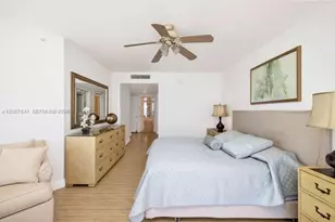 18671 Collins Ave, Sunny Isles Beach, FL 33160 - Photo 20