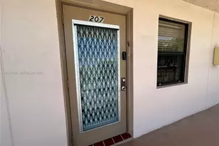 10130 Sunrise Lakes Blvd, Sunrise, FL 33322 - Photo 24