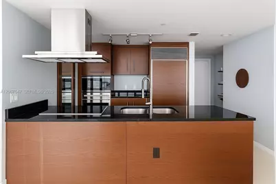 495 Brickell Ave #5104, Miami, FL 33131 - Photo 6