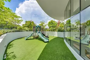 700 NE 24th St, Miami, FL 33137 - Photo 46