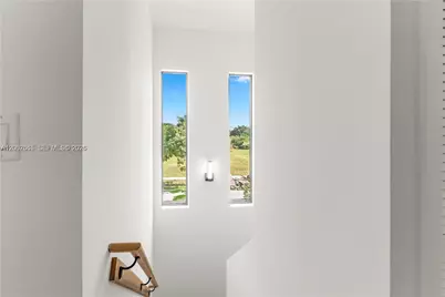 425 SW 1st St #1, Florida City, FL 33034 - Photo 12