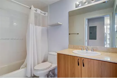 2425 SW 27th Ave #806, Miami, FL 33145 - Photo 20