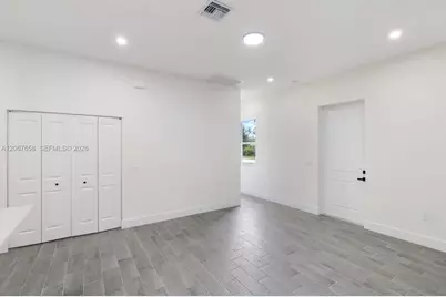 710 Peacock Ave, Lehigh Acres, FL 33974 - Photo 6