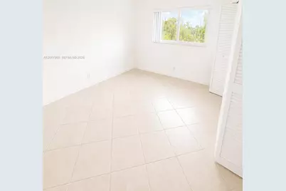 500 E Country Club Cir #4, Plantation, FL 33317 - Photo 12