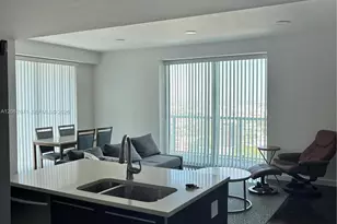 1900 N Bayshore Dr, Miami, FL 33132 - Photo 2