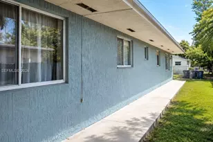2411 Thomas St, Hollywood, FL 33020 - Photo 2