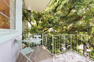 945 10th St, Miami Beach, FL 33139 - Photo 2