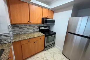 7601 E Treasure Dr, North Bay Village, FL 33141 - Photo 14