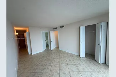 7601 E Treasure Dr #2007, North Bay Village, FL 33141 - Photo 10