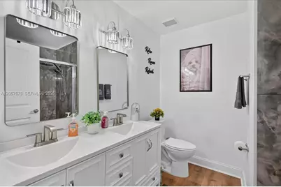 8601 SW 16th St, Pembroke Pines, FL 33025 - Photo 22