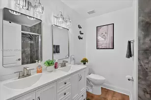 8601 SW 16th St, Pembroke Pines, FL 33025 - Photo 22