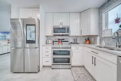 8611 SW 207th Ter, Cutler Bay, FL 33189 - Photo 16