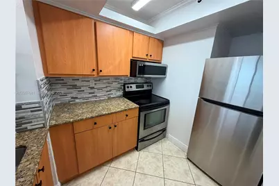 7601 E Treasure Dr #2007, North Bay Village, FL 33141 - Photo 14