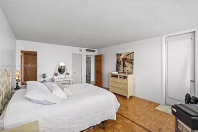 100 Golden Isles Dr #1109, Hallandale Beach, FL 33009 - Photo 14