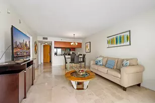 1200 Brickell Bay Dr, Miami, FL 33131 - Photo 2