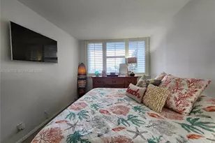2030 S Ocean Dr, Hallandale Beach, FL 33009 - Photo 20