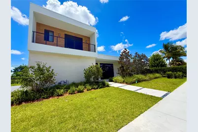 16752 S Botaniko Dr S, Weston, FL 33326 - Photo 2