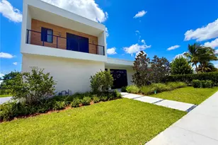 16752 S Botaniko Dr S, Weston, FL 33326 - Photo 2
