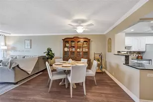605 Oaks Dr, Pompano Beach, FL 33069 - Photo 6
