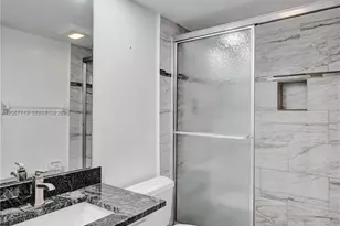 605 Oaks Dr, Pompano Beach, FL 33069 - Photo 20