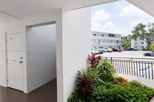 5611 W 25th Ct, Hialeah, FL 33016 - Photo 4