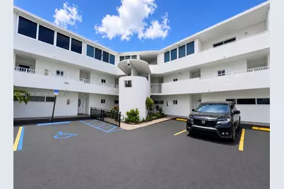 5611 W 25th Ct #8A, Hialeah, FL 33016 - Photo 2