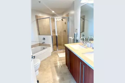 1111 SW 1st Ave #3214, Miami, FL 33130 - Photo 10