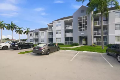 8660 SW 212th St #306, Cutler Bay, FL 33189 - Photo 2