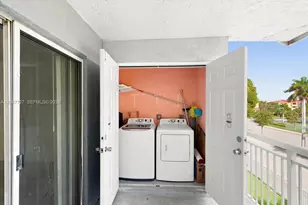 8660 SW 212th St, Cutler Bay, FL 33189 - Photo 34