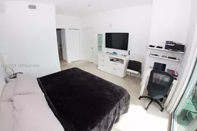 79 SW 12th St #3704-S, Miami, FL 33130 - Photo 8