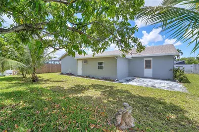 9242 SW 18th Rd, Boca Raton, FL 33428 - Photo 24