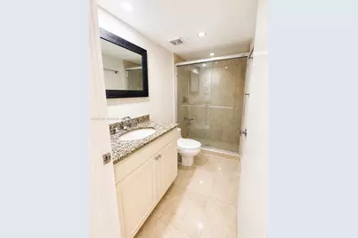 520 Brickell Key Dr #A1710, Miami, FL 33131 - Photo 10