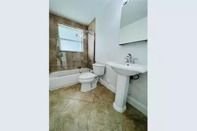 946 Bay Dr #7, Miami Beach, FL 33141 - Photo 20