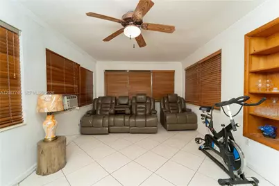 6250 NW 41st St, Virginia Gardens, FL 33166 - Photo 22