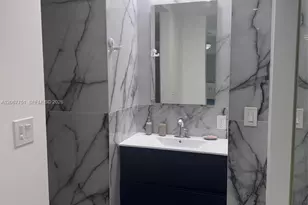 410 SE 2nd St, Hallandale Beach, FL 33009 - Photo 16