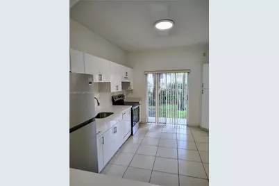 6990 NW 179th St #101-2, Hialeah, FL 33015 - Photo 4