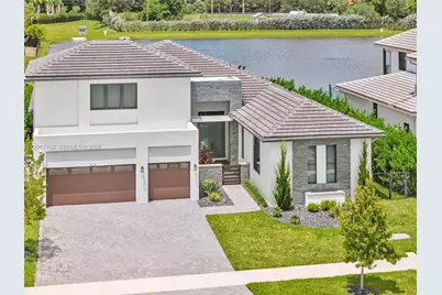 5765 SW 104th Ter, Cooper City, FL 33328 - Photo 2
