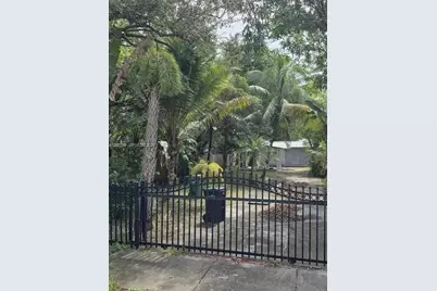 9407 NW 4th Ave, Miami, FL 33150 - Photo 1