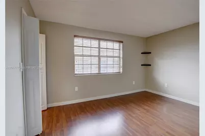 9874 Hammocks Blvd #108-49, Miami, FL 33196 - Photo 16