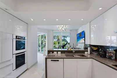 21200 Point Place #403, Aventura, FL 33180 - Photo 46