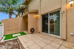 1455 NW 80th Ave, Margate, FL 33063 - Photo 6
