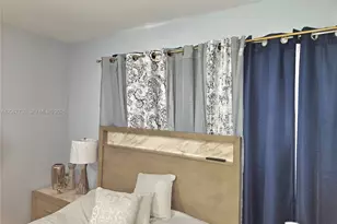 540 NW 99th Pl, Miami, FL 33172 - Photo 16